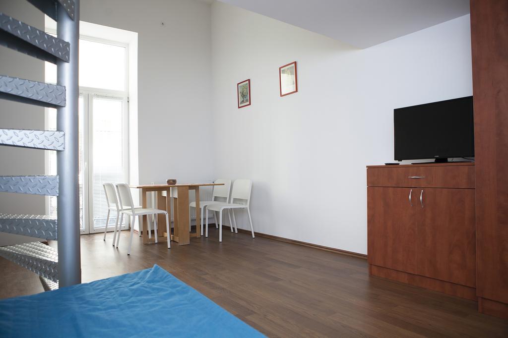 Cute Downtown Studios Budapest Exterior foto